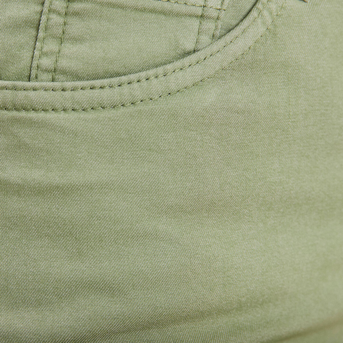 Pantacourt droit taille standard vert femme