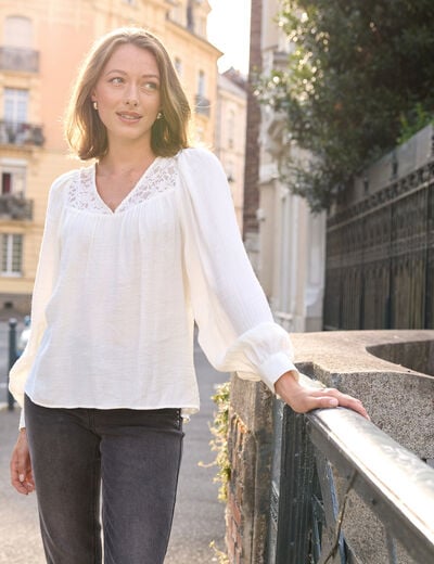 Chemise ample col v manches longues ecru femme