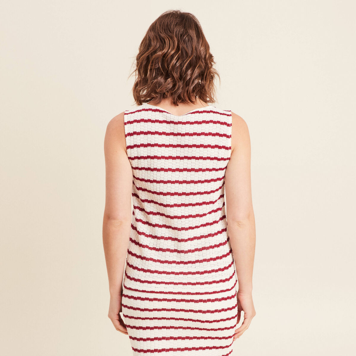 Débardeur cintré sans manches beige femme