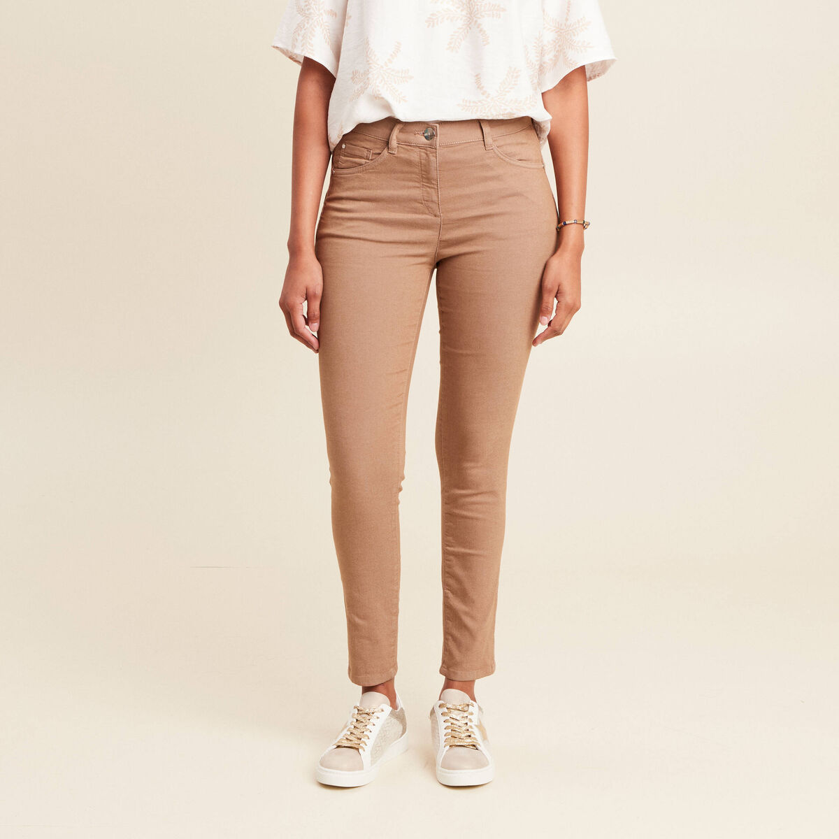 Pantalon magique Le L&eacute;ger coupe ajust&eacute;e marron femme