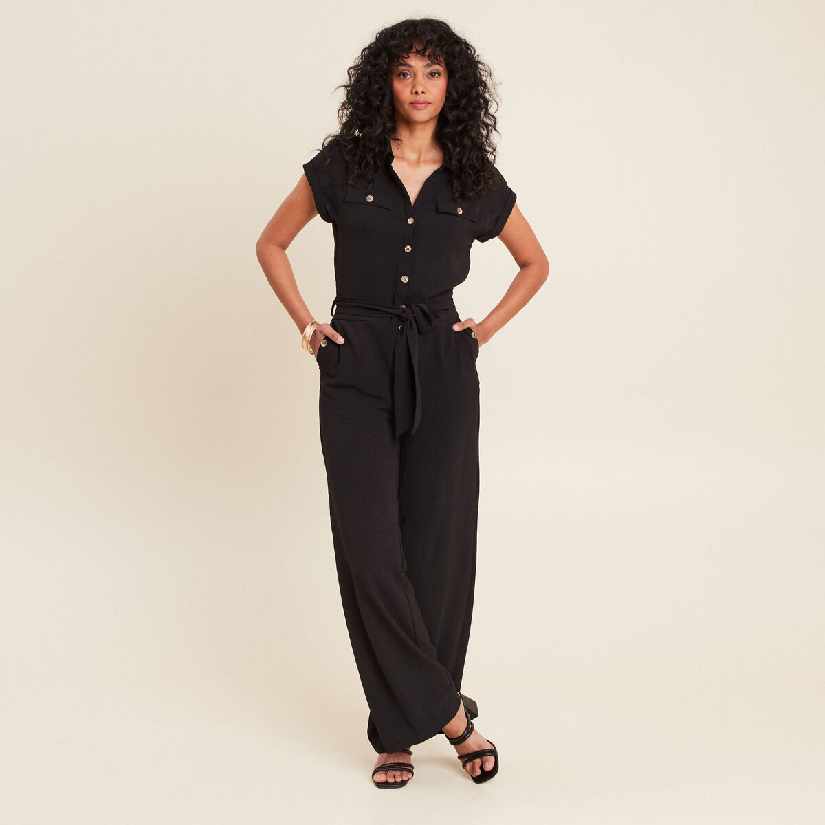 Combinaison pantalon ceintur&eacute;e noir femme