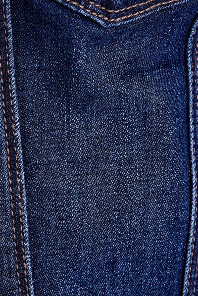 Veste cintrée en jean denim brut femme