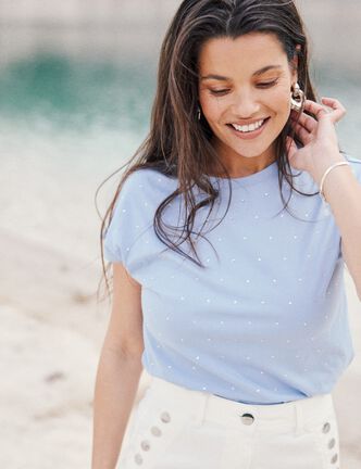 T-shirt manches courtes strass bleu ciel femme