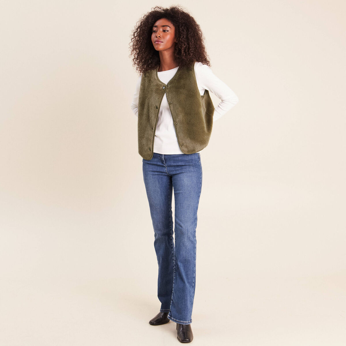 Gilet droit sans manches fausse fourrure vert kaki femme