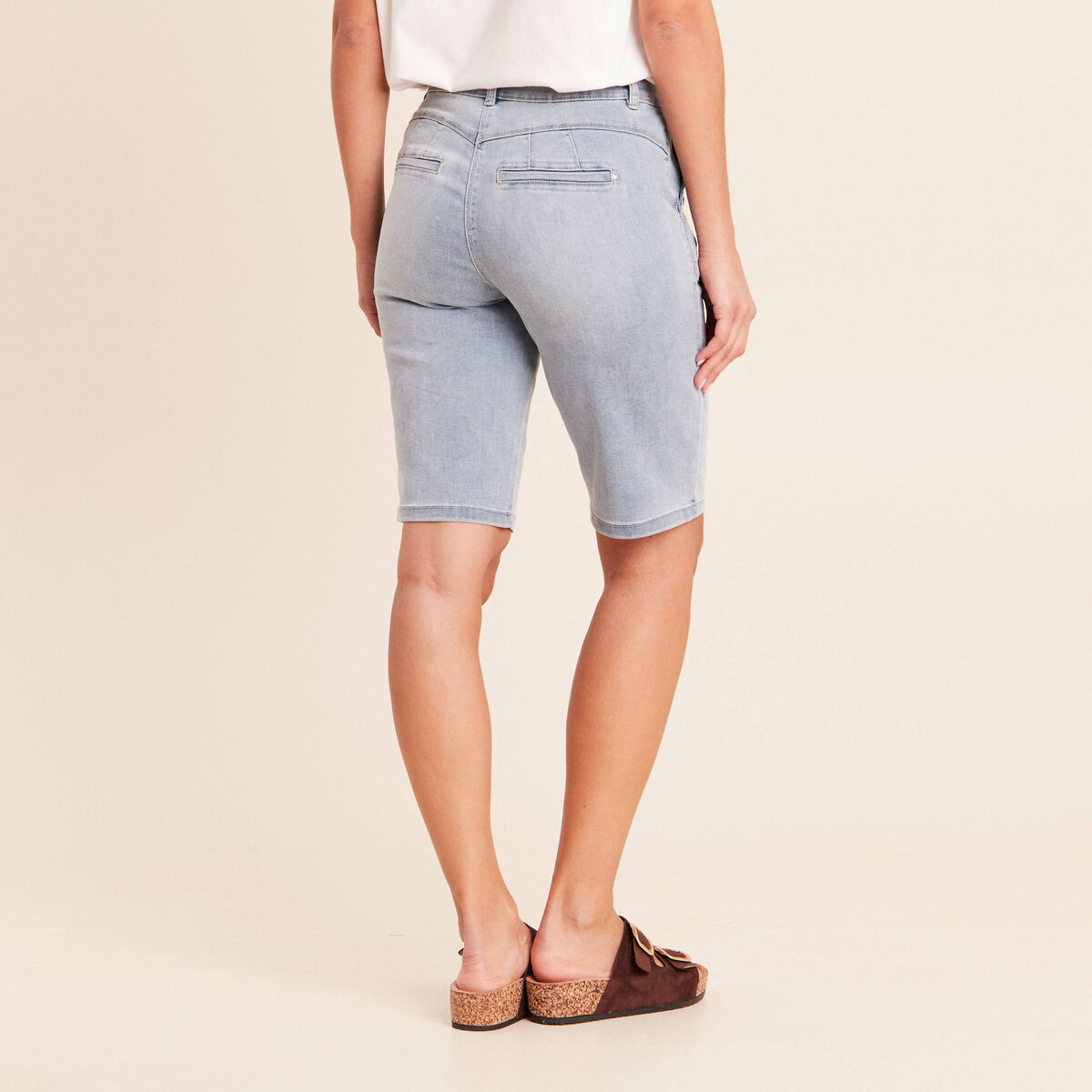 Bermuda ajust&eacute; denim double stone femme