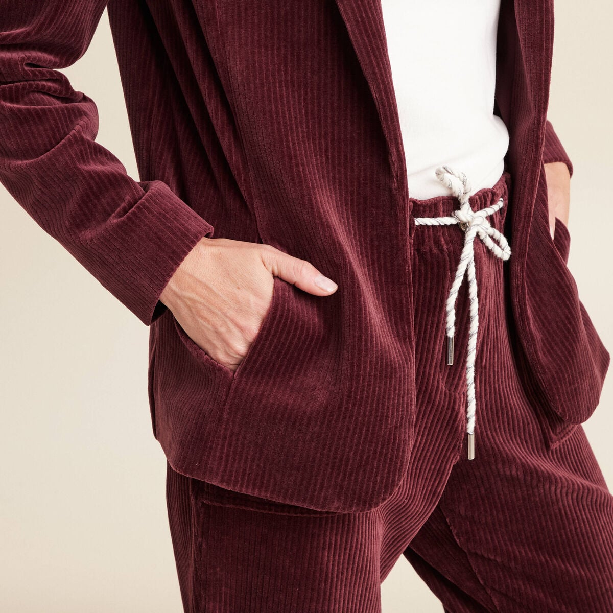 Veste tailleur velours bordeaux femme