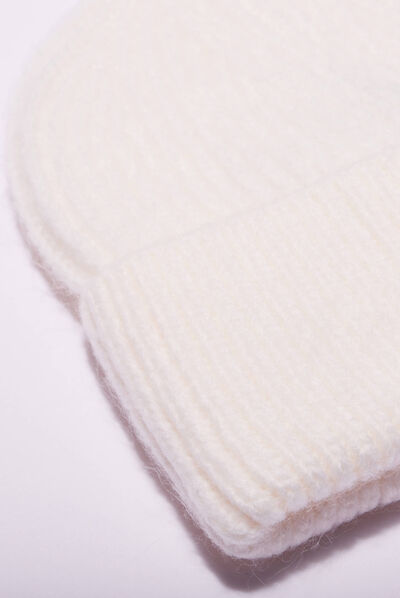 Bonnet tricoté ecru femme