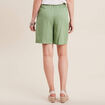 Short droit à pinces vert olive femme