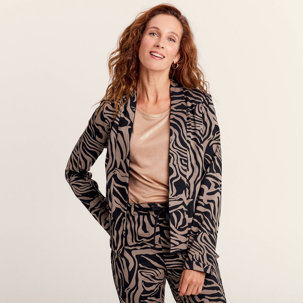 Veste droite r&eacute;versible noir femme