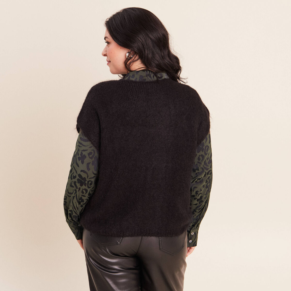 Pull sans manches noir femme