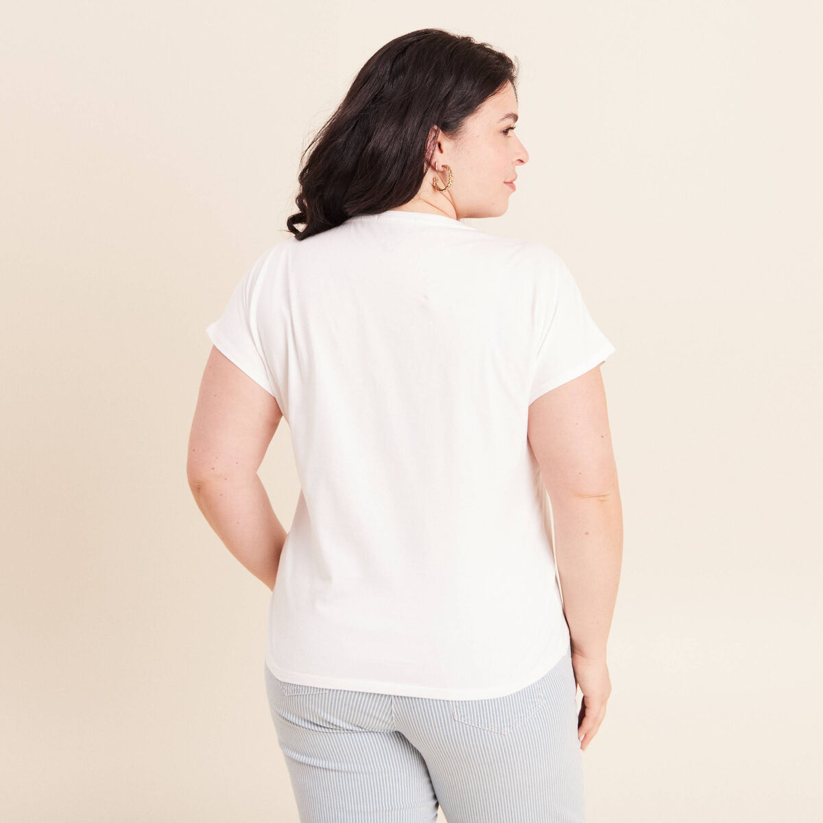 T-shirt col rond manches courtes brod&eacute; ecru femme