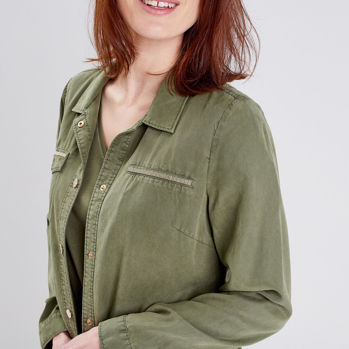 Veste droite boutonnée vert kaki femme
