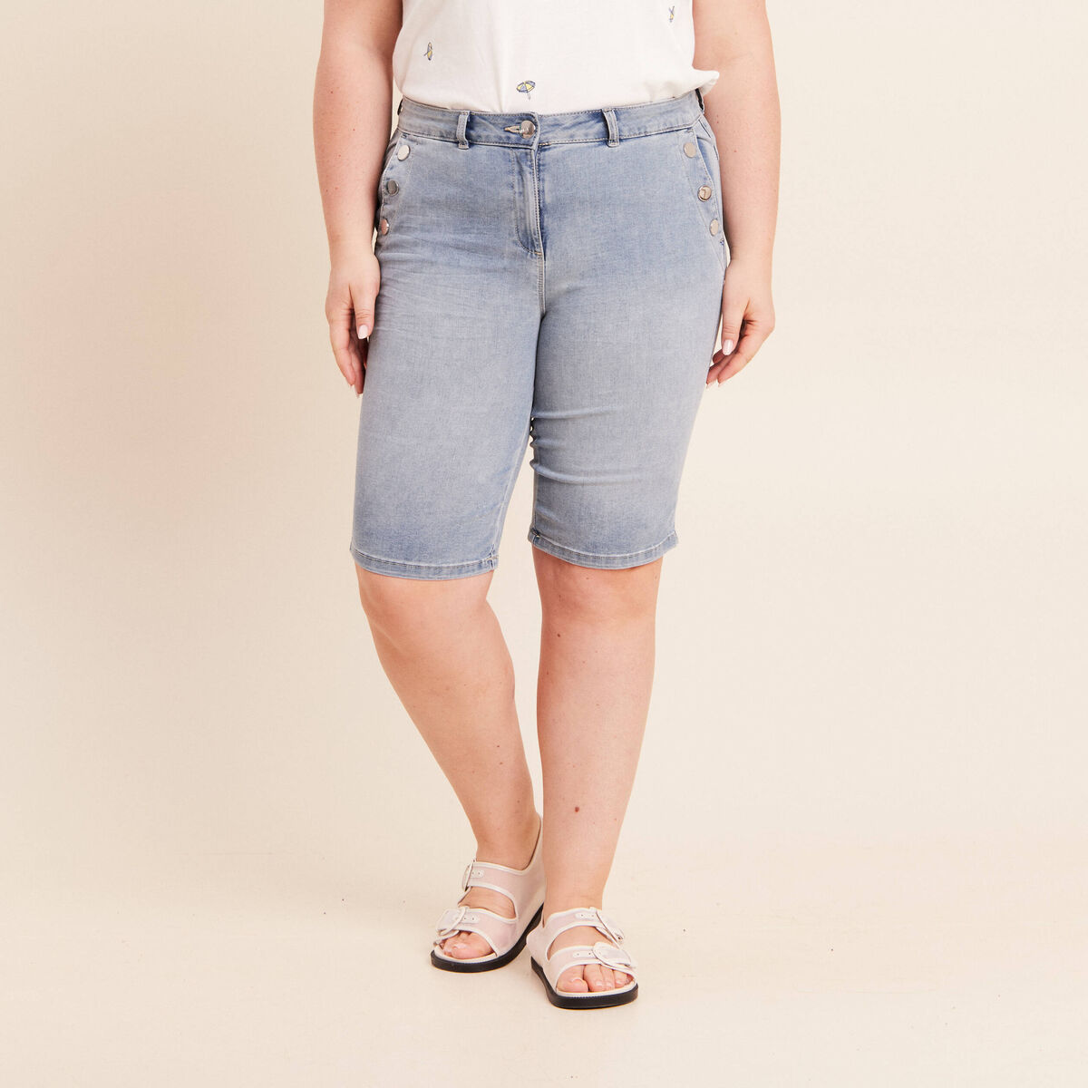 Bermuda ajust&eacute; denim double stone femme