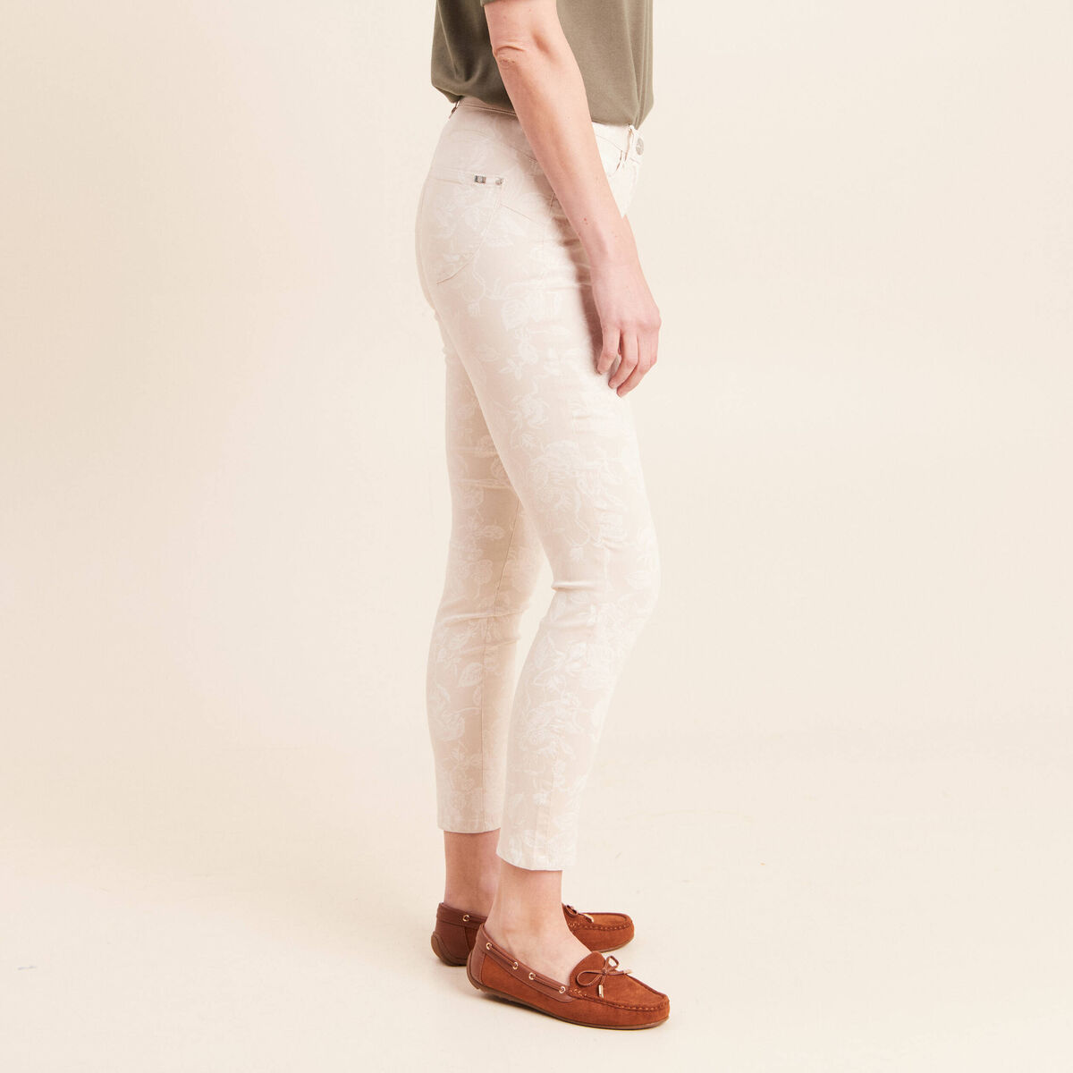 Pantalon magique Le L&eacute;ger coupe ajust&eacute;e beige femme
