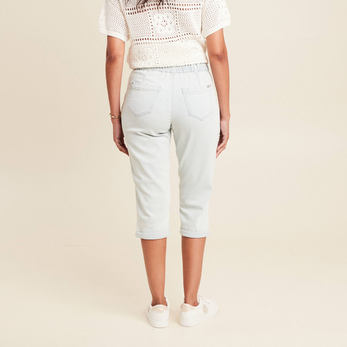 Pantalon jogpant 7/8ème en coton denim bleach femme