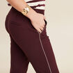 Pantalon chino ajusté 7/8ème bordeaux femme