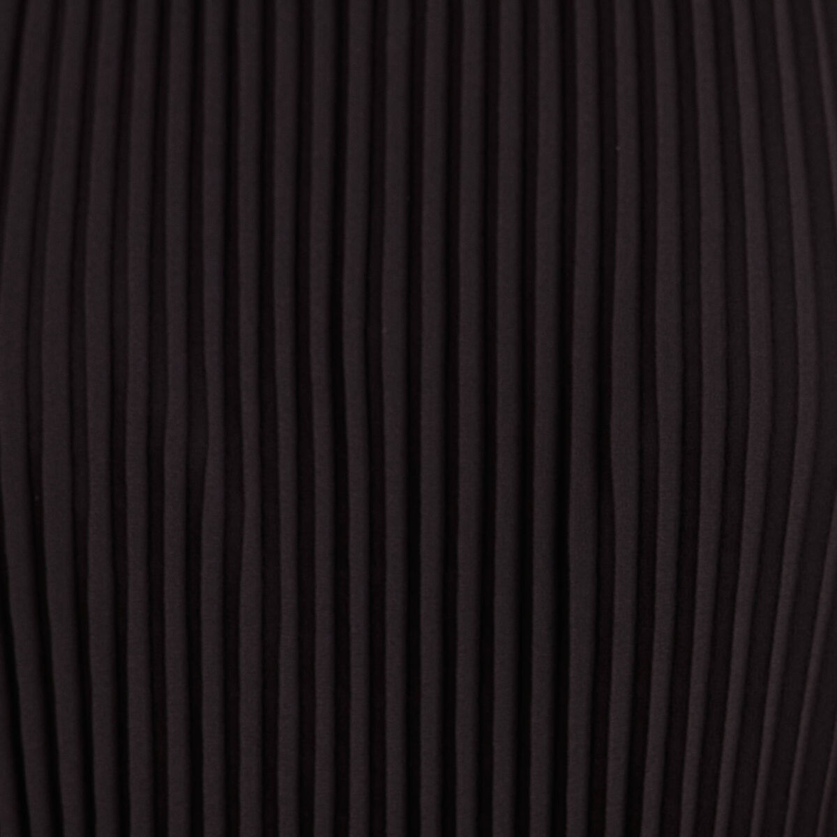 Robe pliss&eacute;e sans manches col rond noir femme