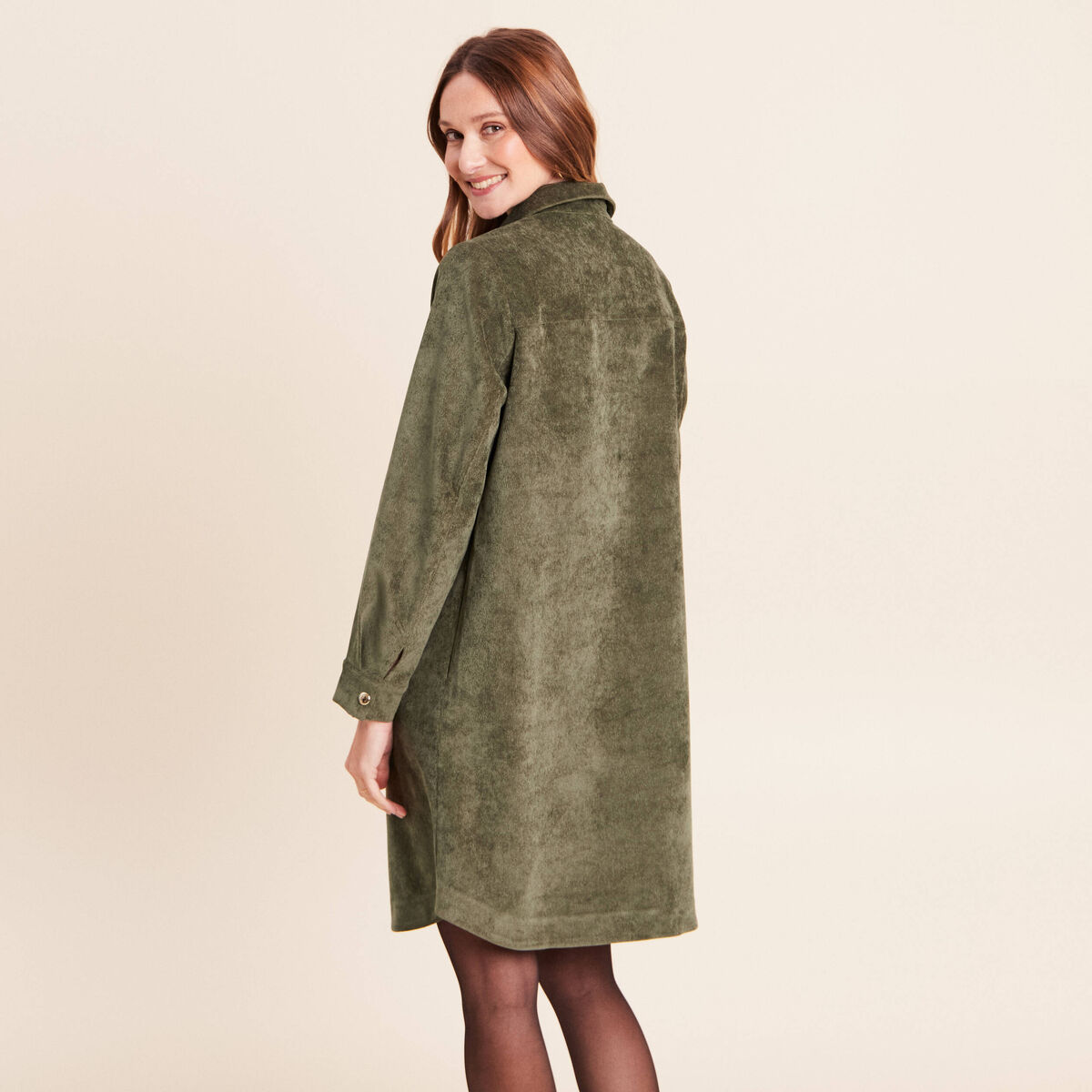 Robe droite courte velours col chemise vert kaki femme
