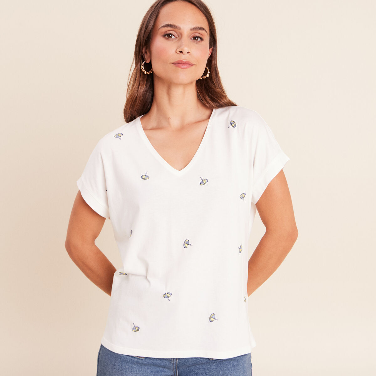 T-shirt col v broderie manches courtes ecru femme