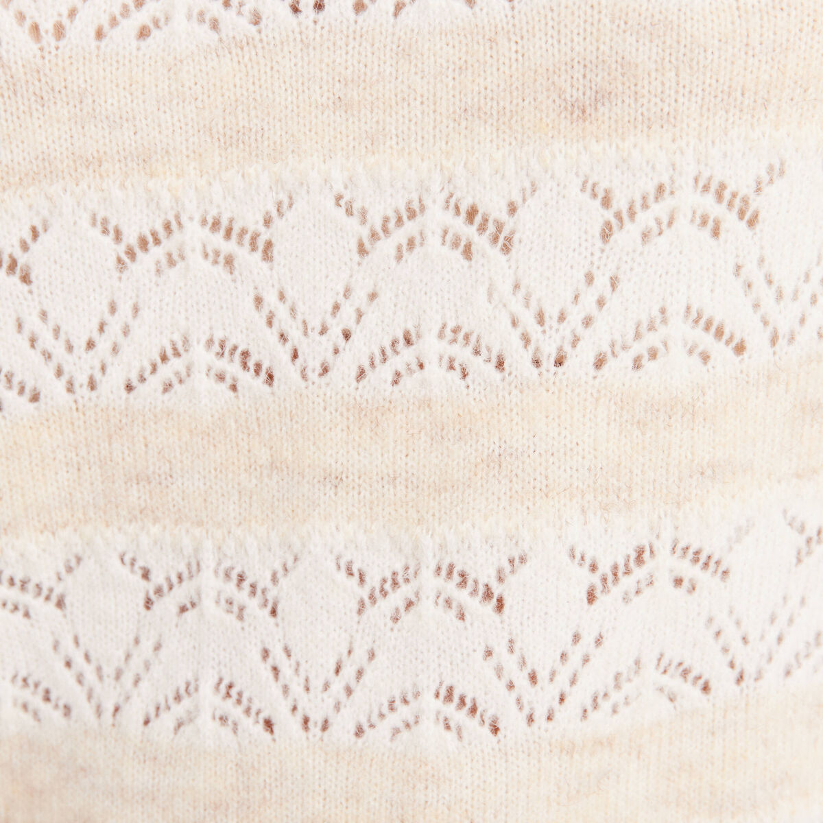 Pull manches longues ajouré beige femme
