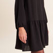 Robe courte &eacute;vas&eacute;e col v manches longues noir femme