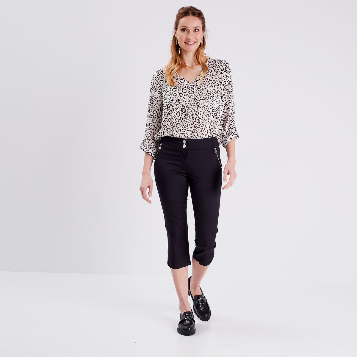 Pantacourt ajust&eacute; noir femme