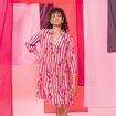 Robe courte &eacute;vas&eacute;e manches 3/4 rose femme