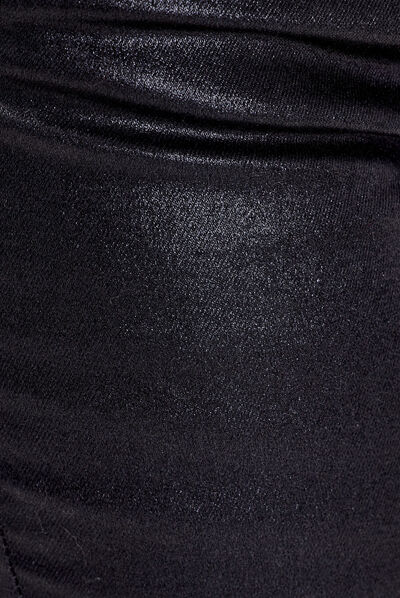 Pantalon ajusté enduit noir femme