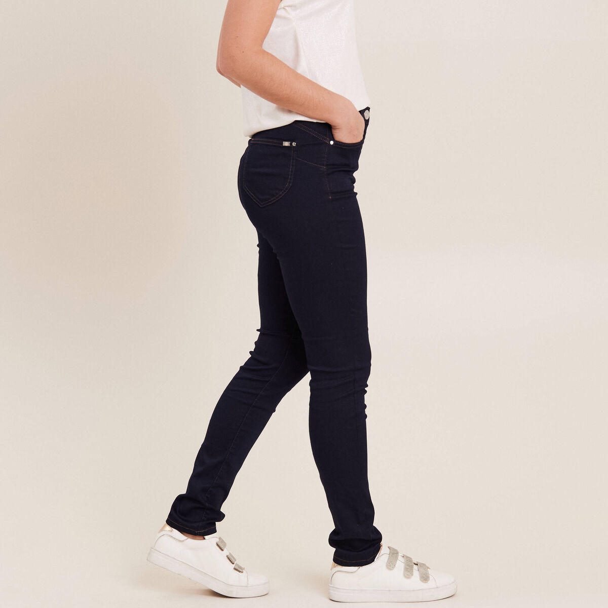 Jeans léger taille haute long denim brut femme