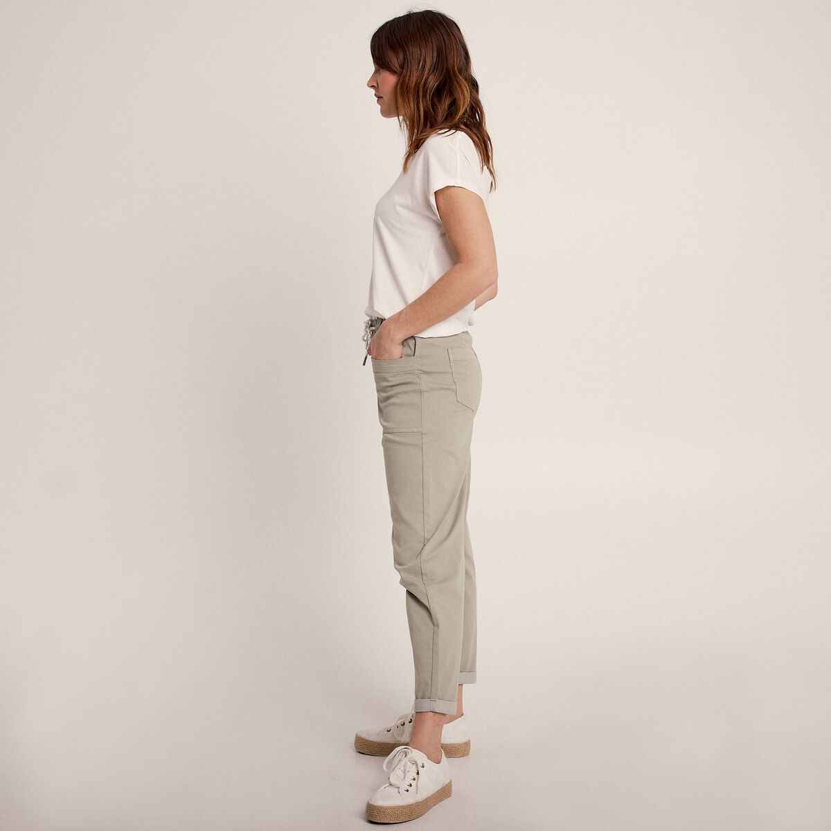 Pantalon coupe mom 7/8&egrave;me vert clair femme
