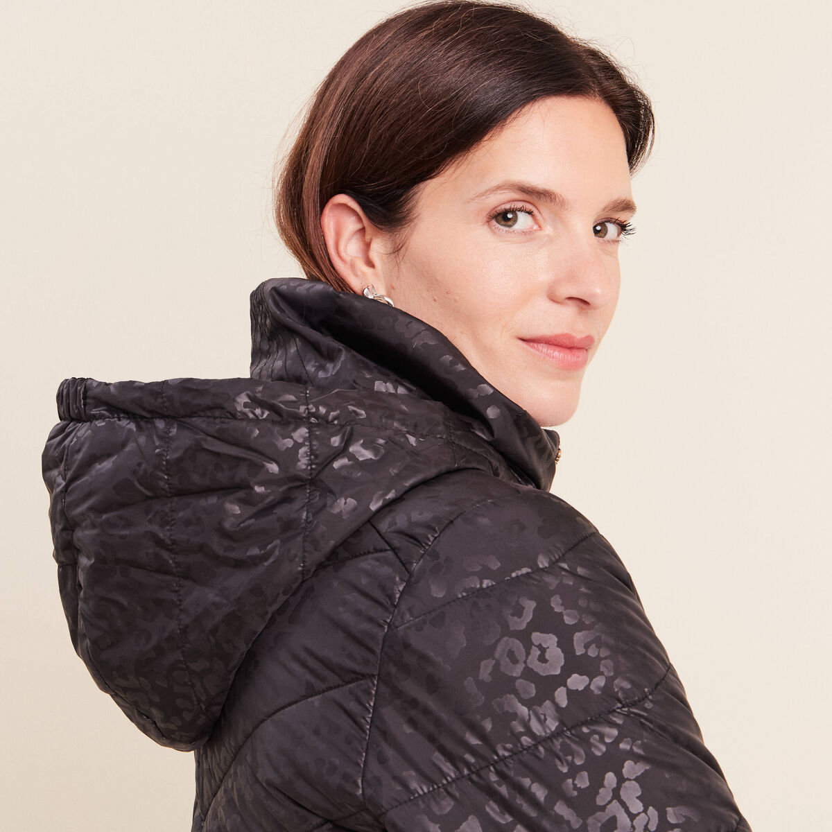 Doudoune d&eacute;perlante droite zipp&eacute;e noir femme