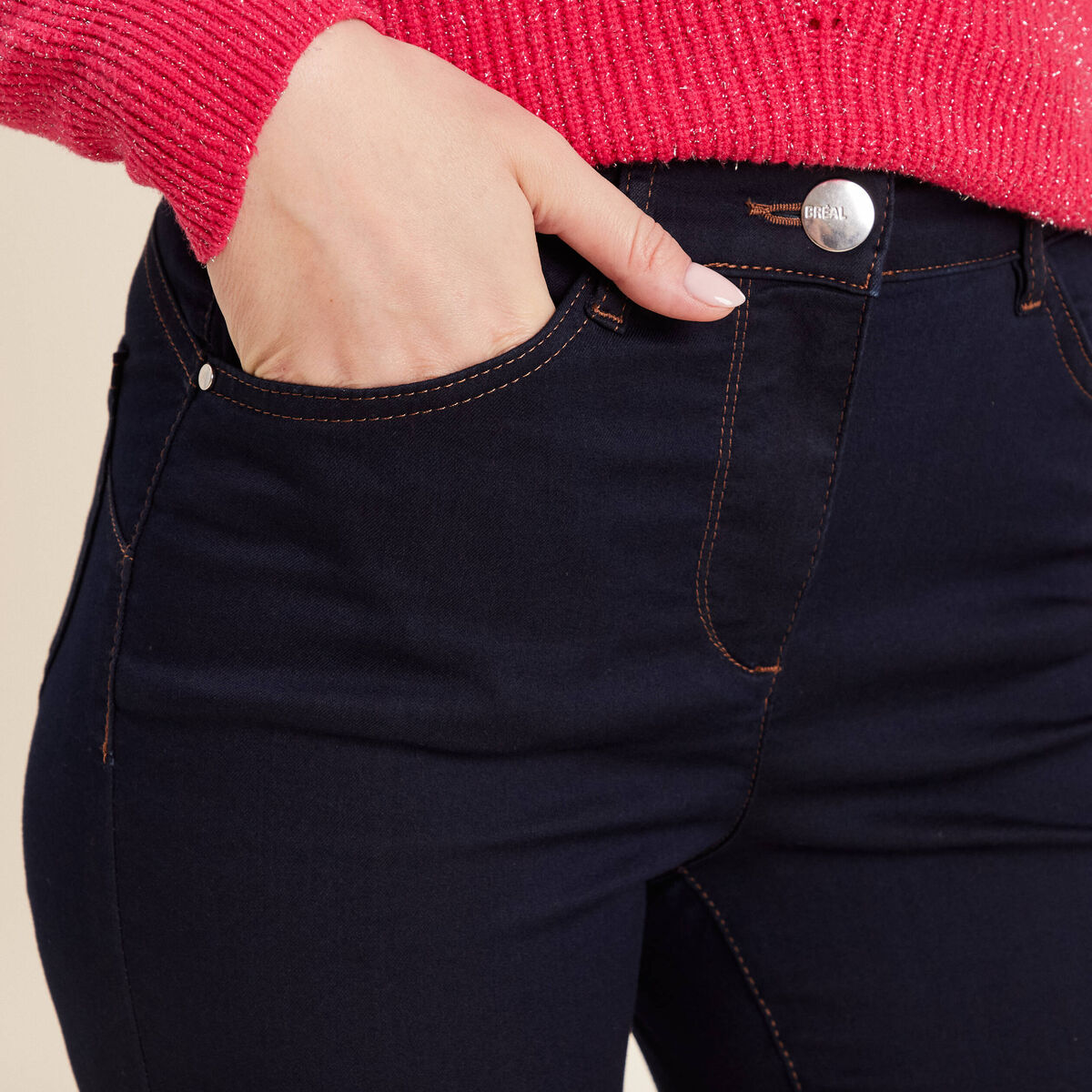 Jeans léger taille standard 7/8ème denim brut femme
