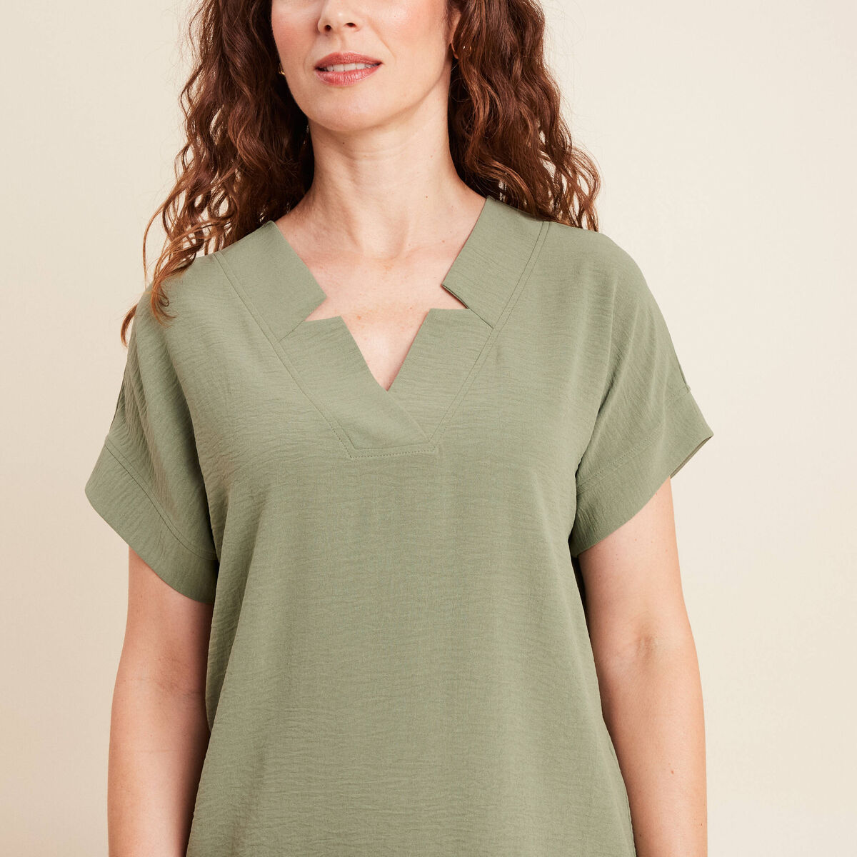 Blouse fluide manches courtes vert clair femme