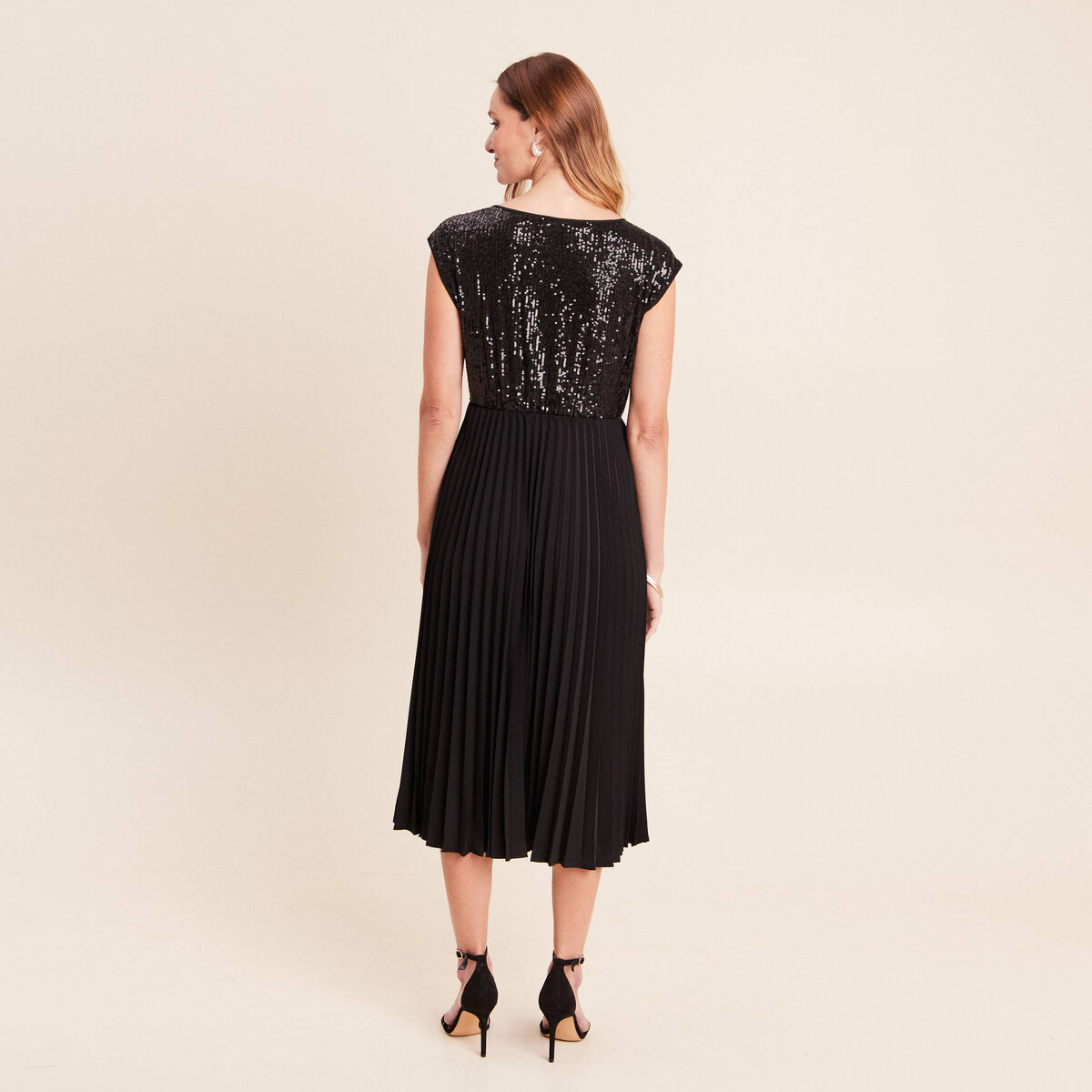 Robe midi &eacute;vas&eacute;e noir femme