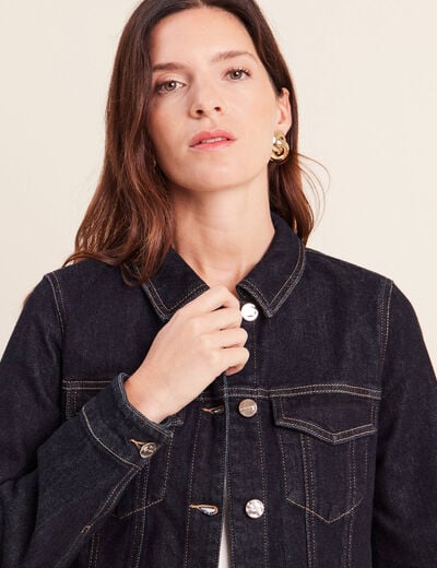 Veste cintr&eacute;e courte en jean denim brut femme