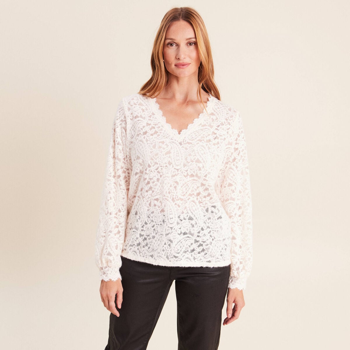 Blouse col v manches longues ecru femme