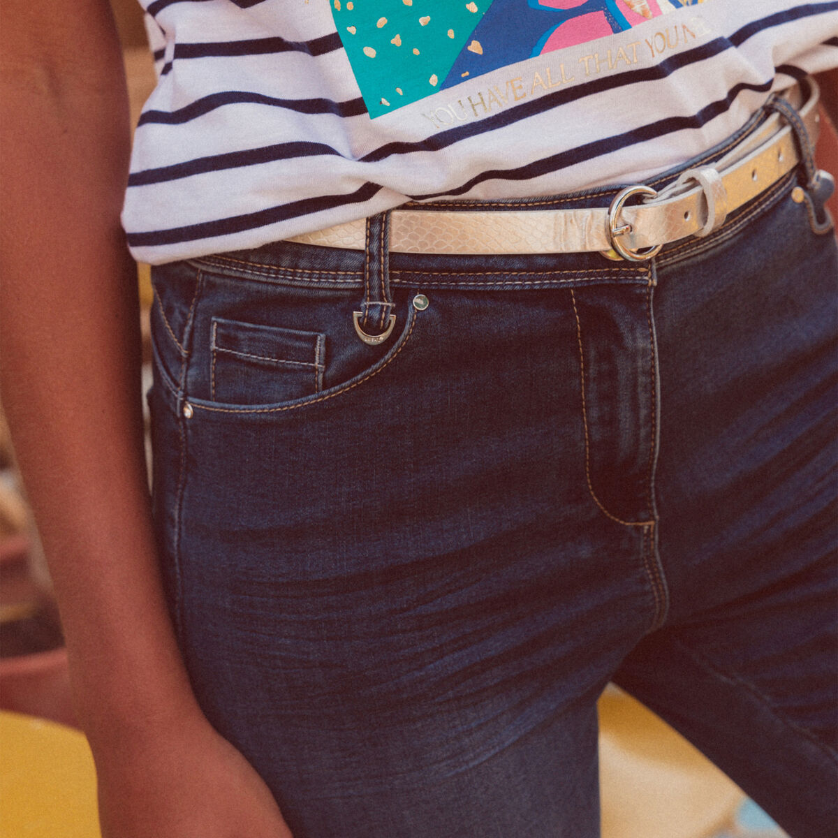 Bermuda ajusté en jean denim brut femme