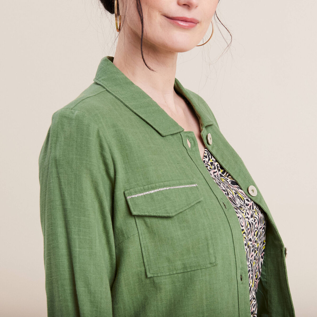 Veste droite boutonn&eacute;e vert femme