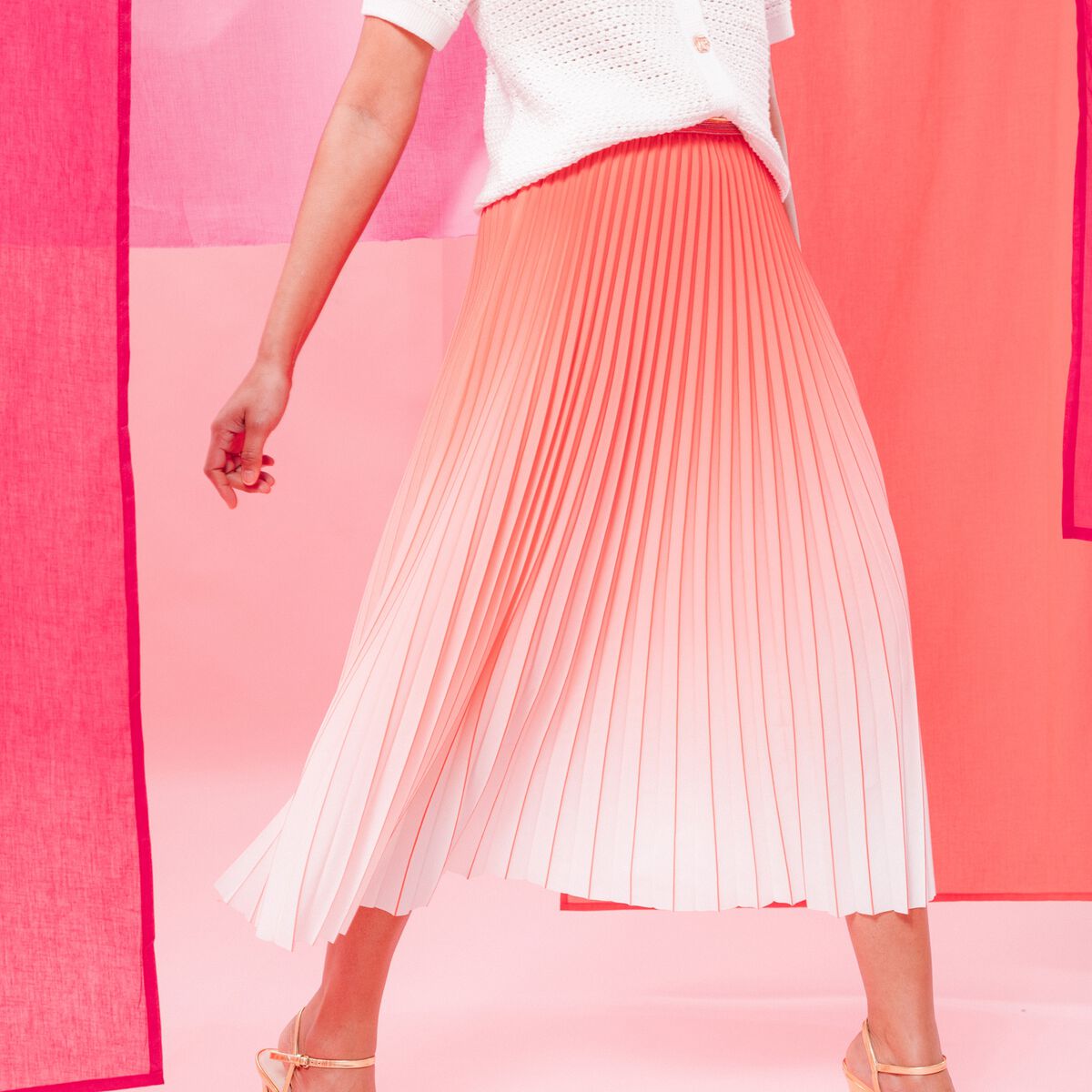 Jupe midi patineuse pliss&eacute;e rose vif femme