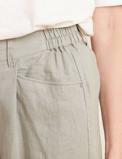 Pantalon droit 7/8ème en lin vert clair femme