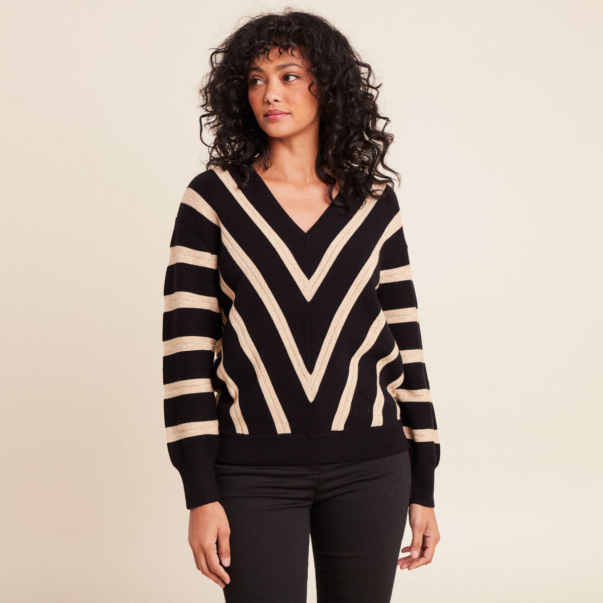 Pull droit court col v manches longues bleu femme