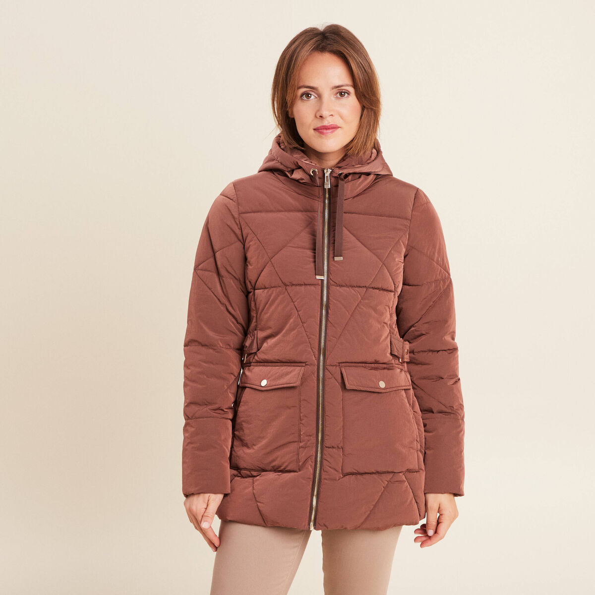 Doudoune cintr&eacute;e &agrave; capuche vieux rose femme