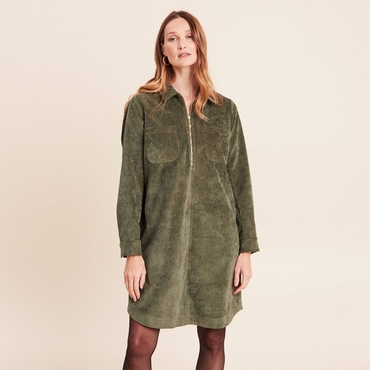 Robe droite courte velours col chemise vert kaki femme