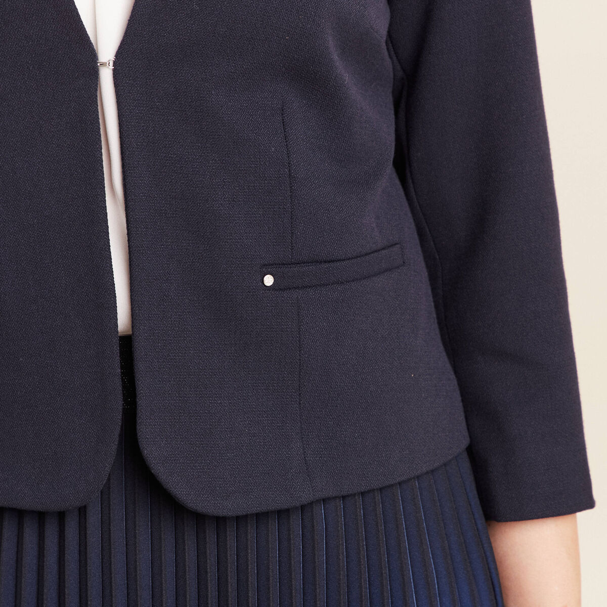 Veste cintrée bleu foncé femme