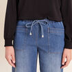 Pantalon mom 7/8&egrave;me en coton denim stone femme