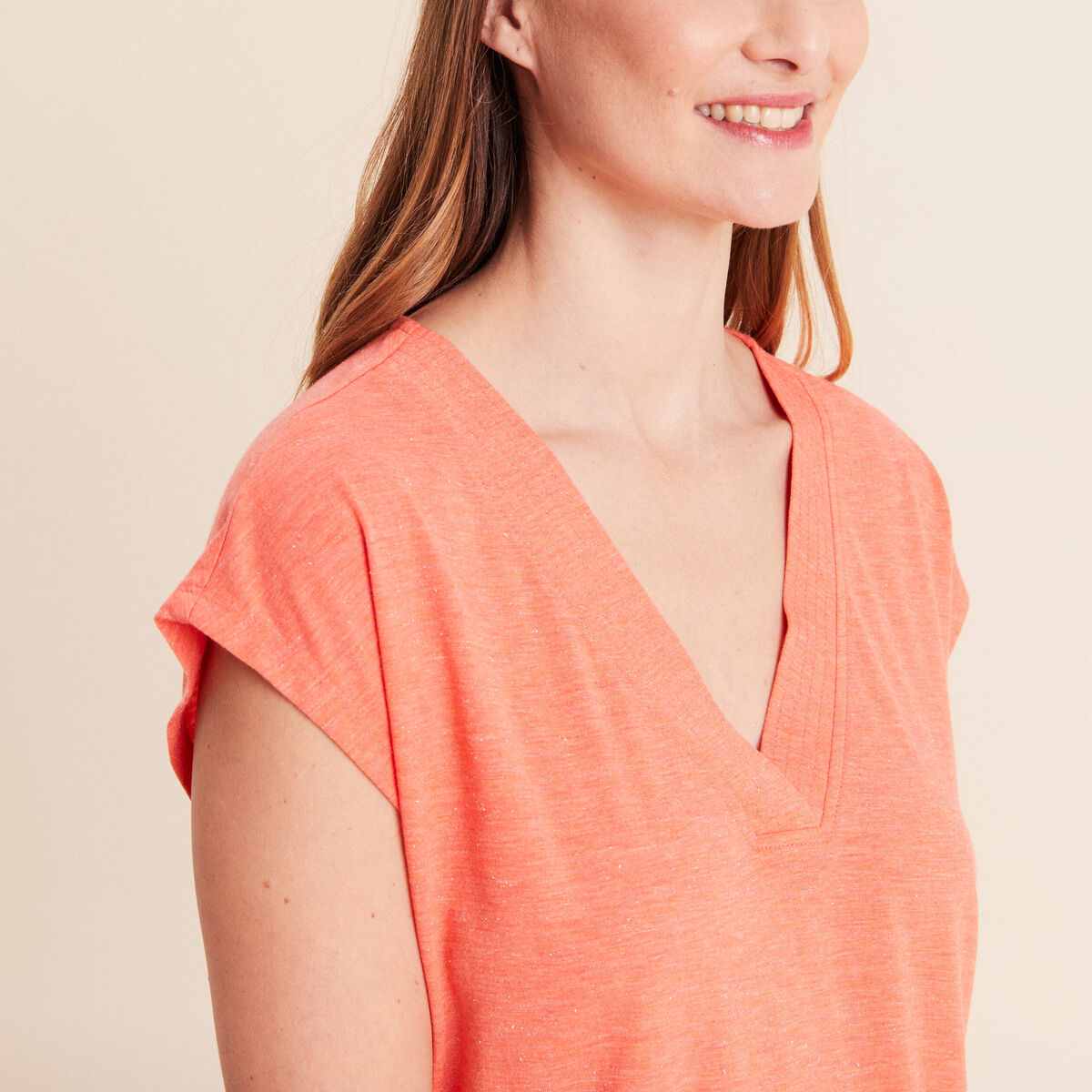 T-shirt col v manches courtes orange fluo femme