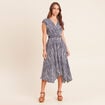 Robe &eacute;vas&eacute;e 3/4 sans manches col v blanc femme