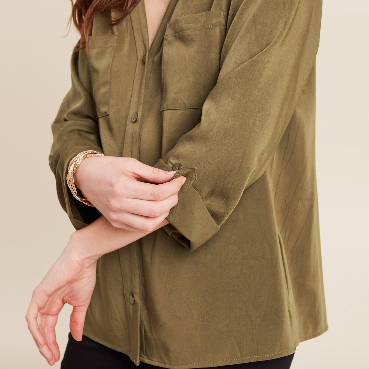 Blouse manches 3/4 à capuche vert olive femme