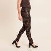Pantalon ajust&eacute; noir femme