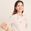 Pull manches courtes d&eacute;tails bijout&eacute;s beige femme
